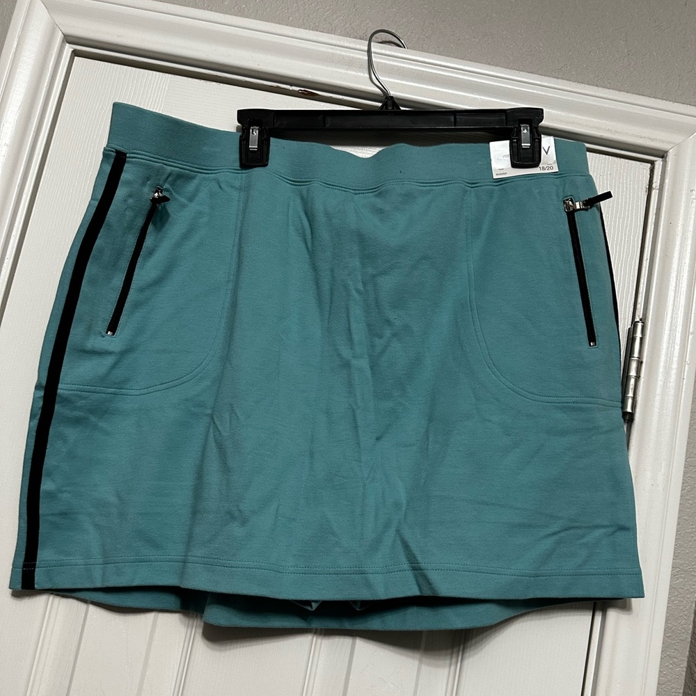 Venezia Sport Skort with zippered pockets